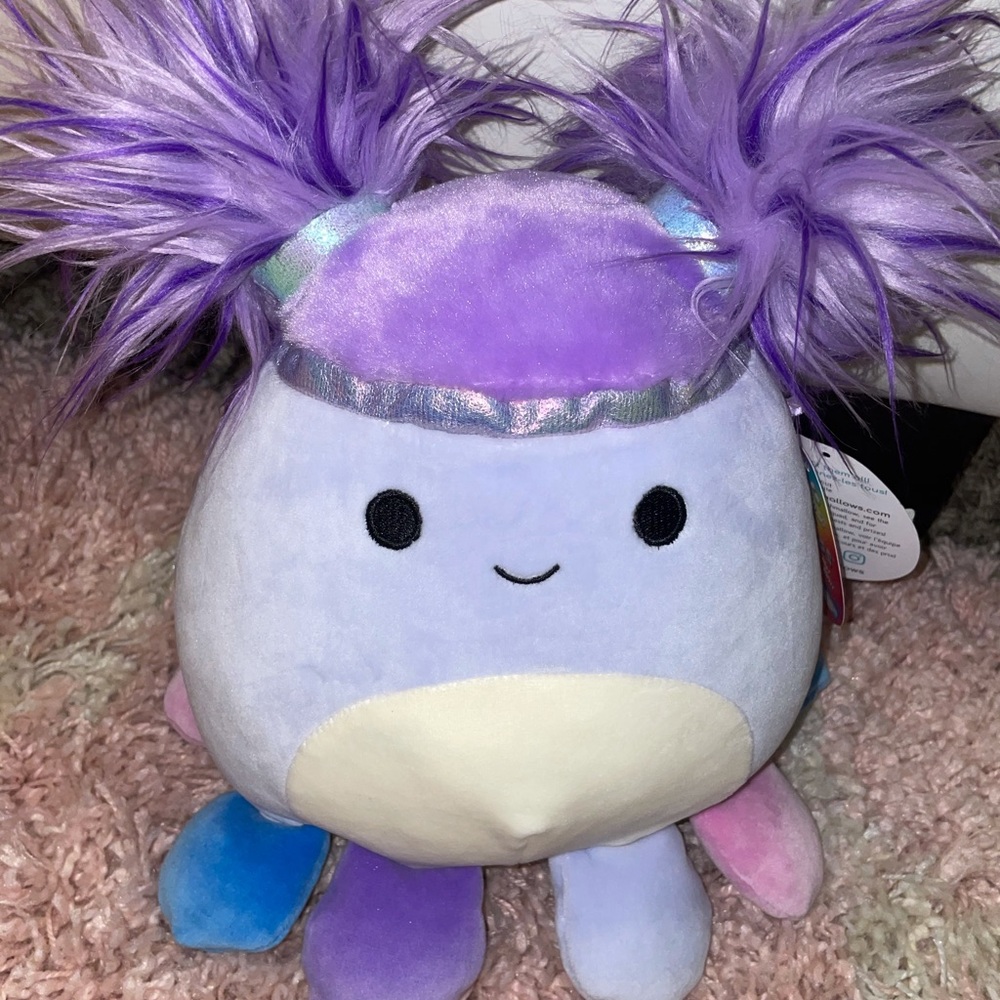 buela the octopus squishmallow